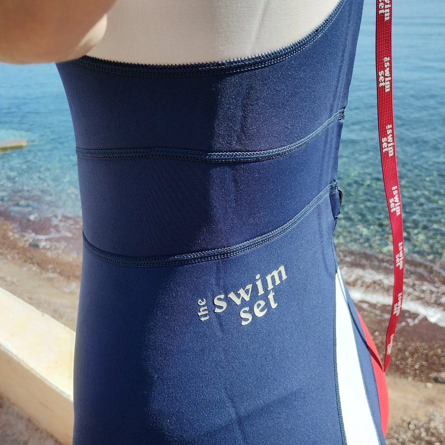 SLEEVELESS WETSUIT LULU RED